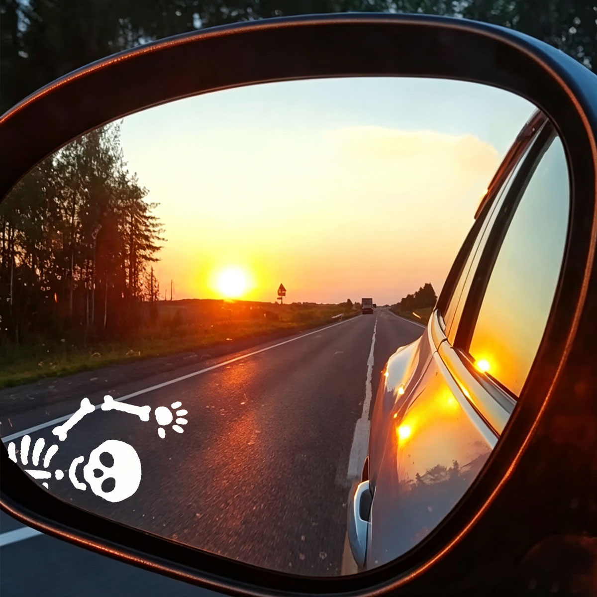 2Pcs Waving Skull Sticker, Cut - Laptop Accessories Light review and price